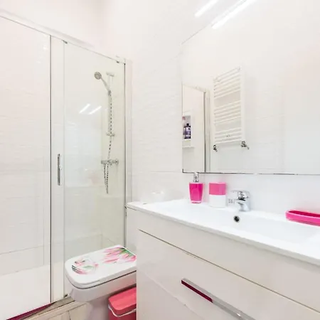 M&F Apartaments Chueca Madrid Exterior photo